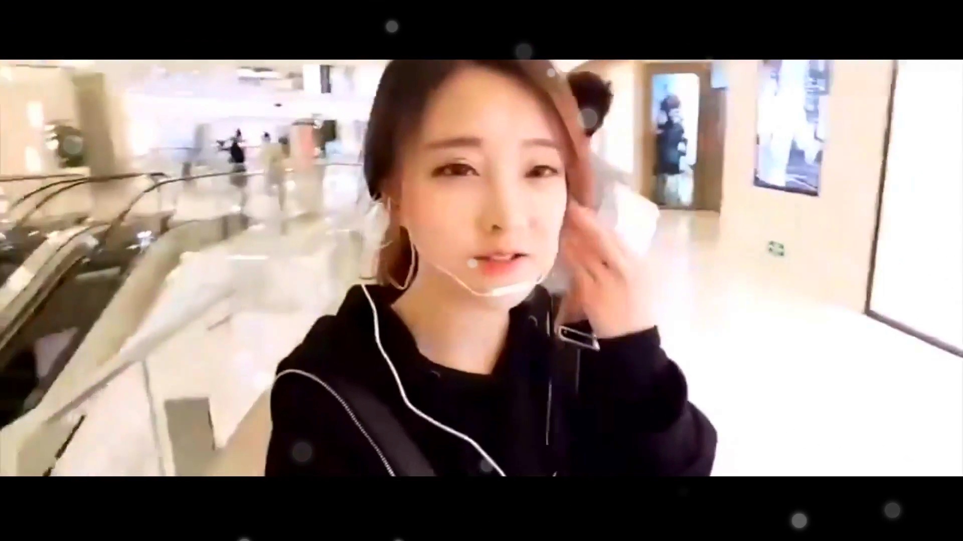 冯提莫经典翻唱《说散就散》纯听歌还是非常有感觉的!图片