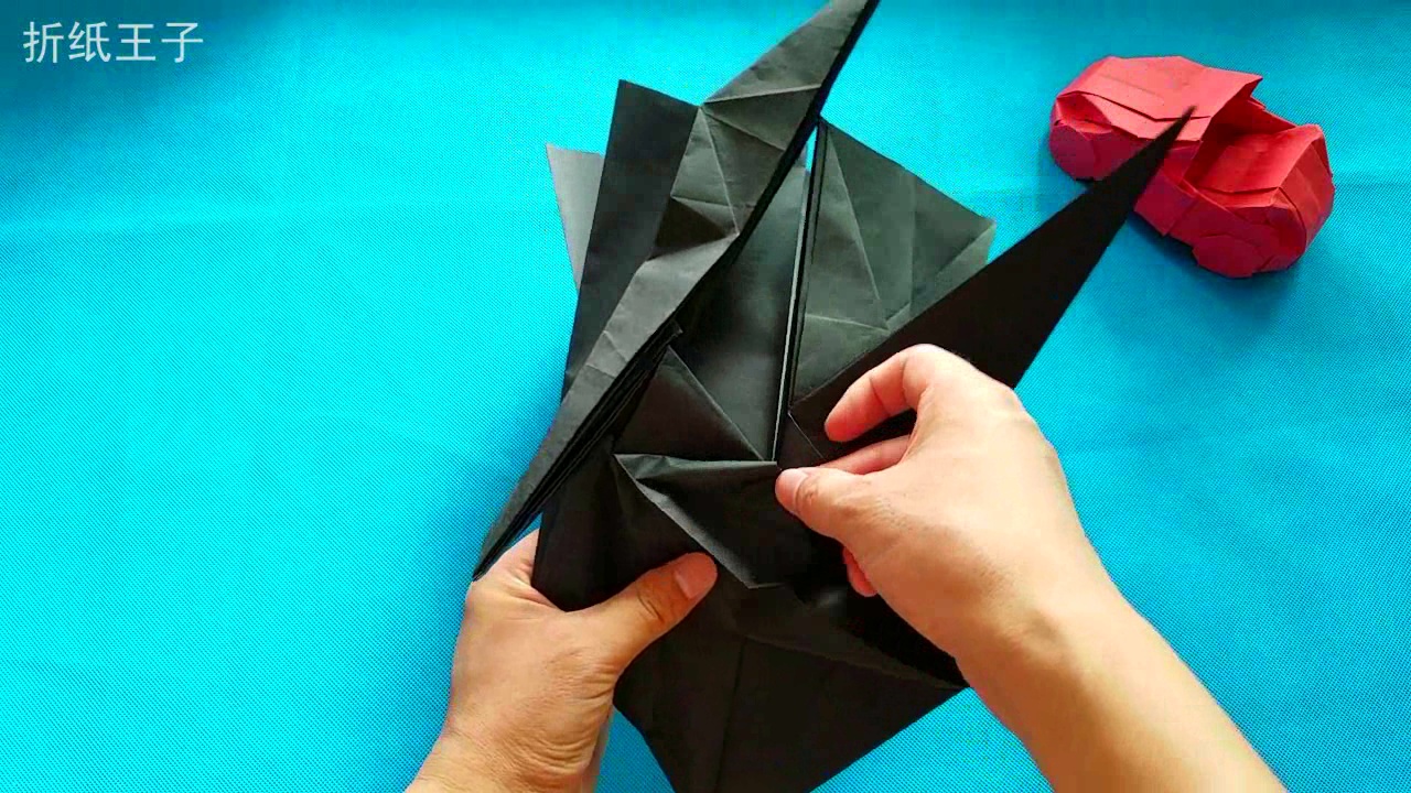 折纸王子:蝴蝶结领结2折纸大全教程讲解详细一看就会