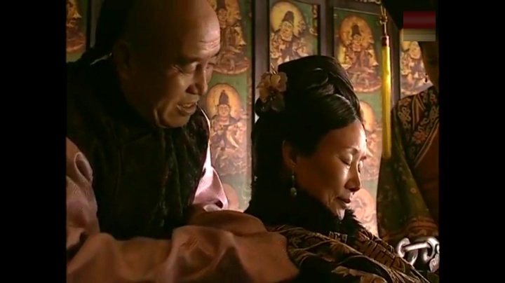 珍妃被慈禧扔井,光绪见井伤心,慈禧把太监当替罪羊给皇上处置